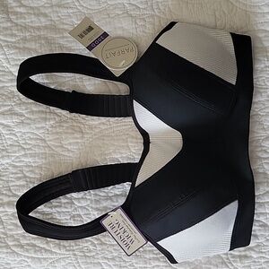 Parfait Women's Dynamic P5541 Full Bust Bounce Control Sports Bra- Size …